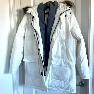 Women white bomber fur trim hat